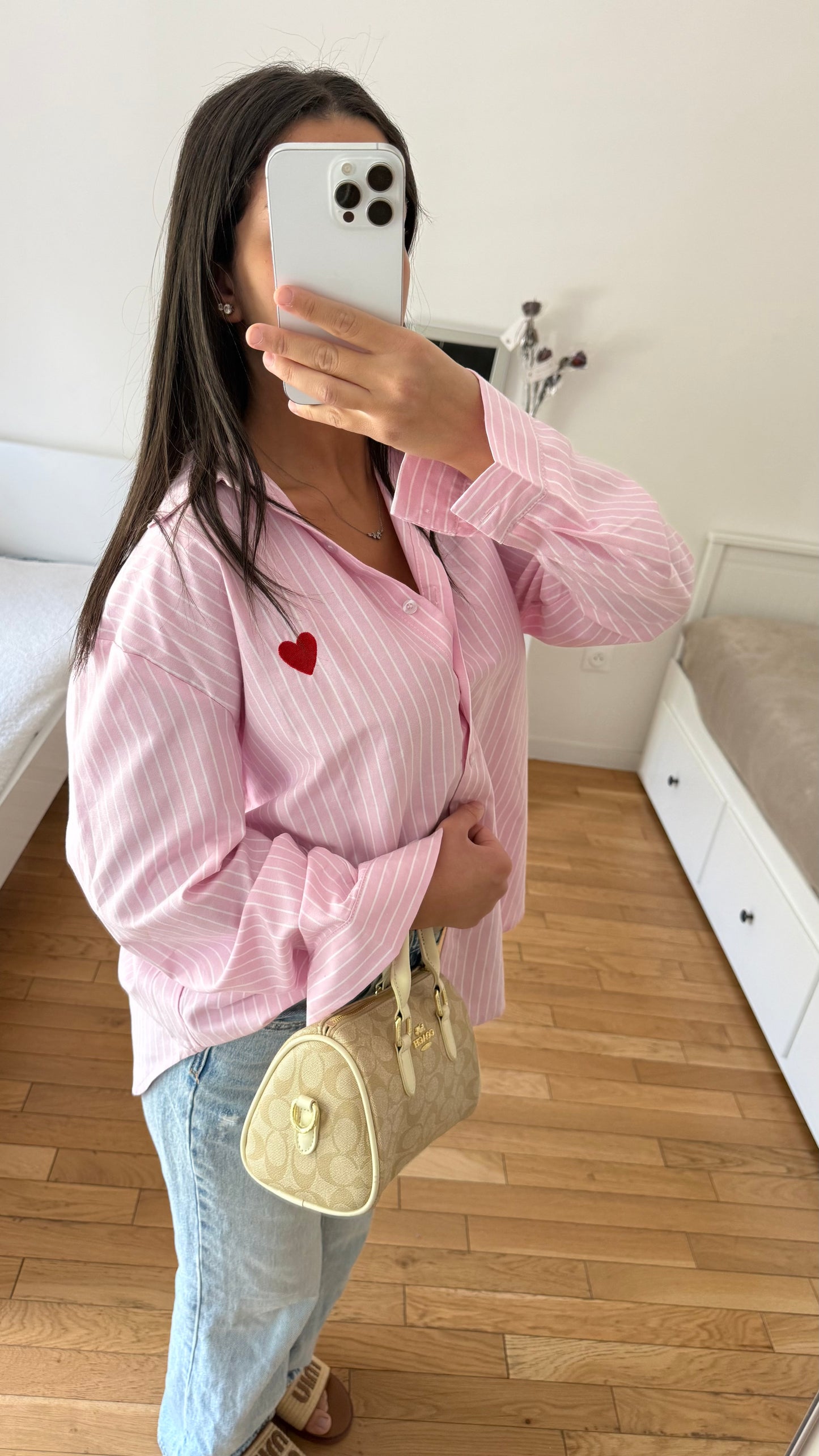 Chemise rose cœur