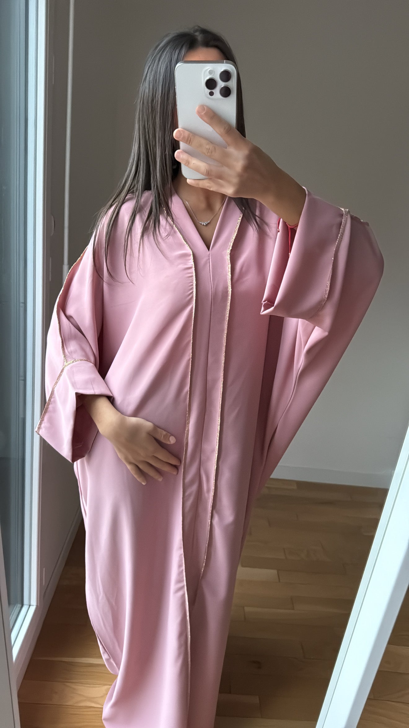 Abaya rose