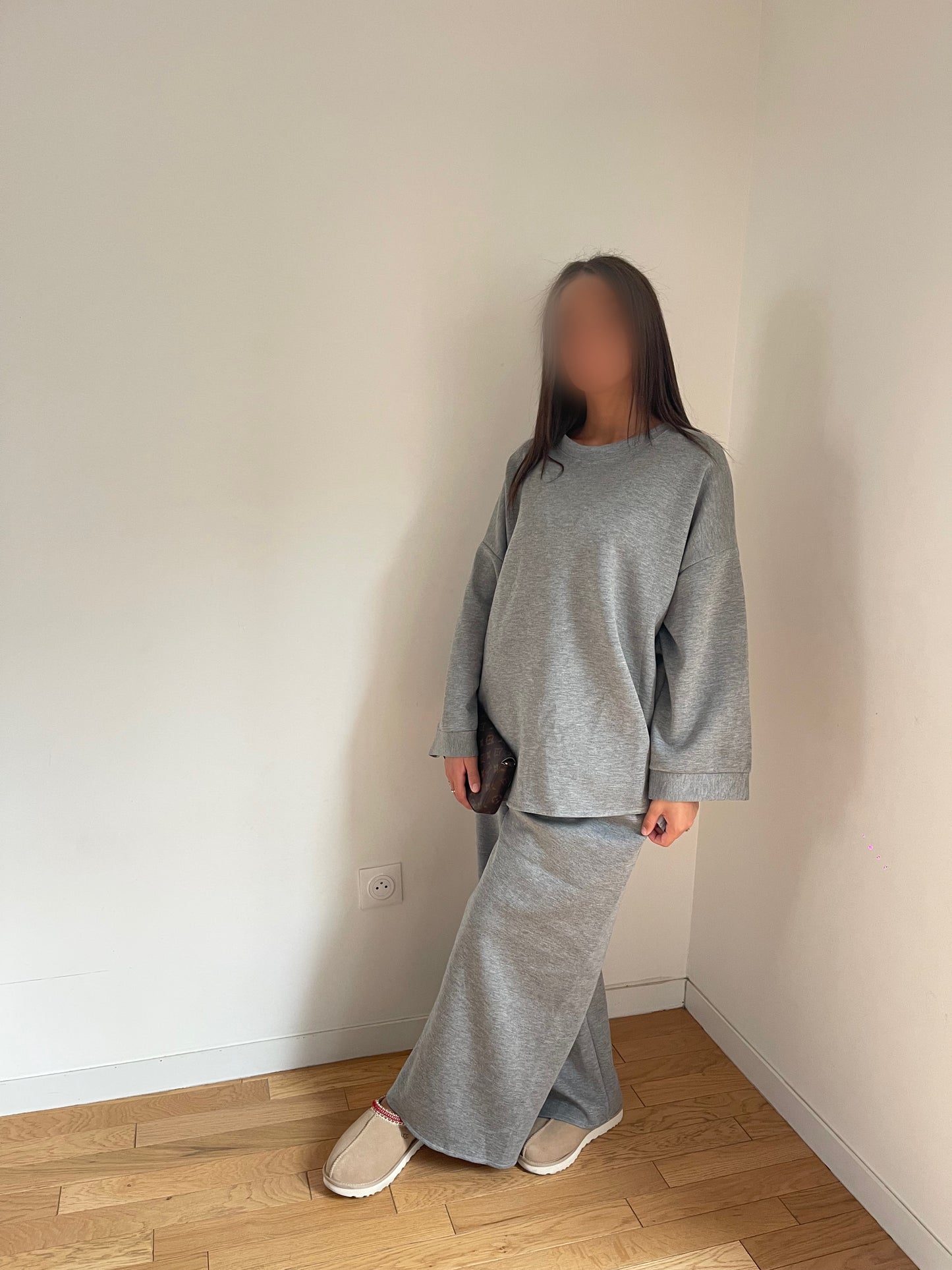 Ensemble gris faina