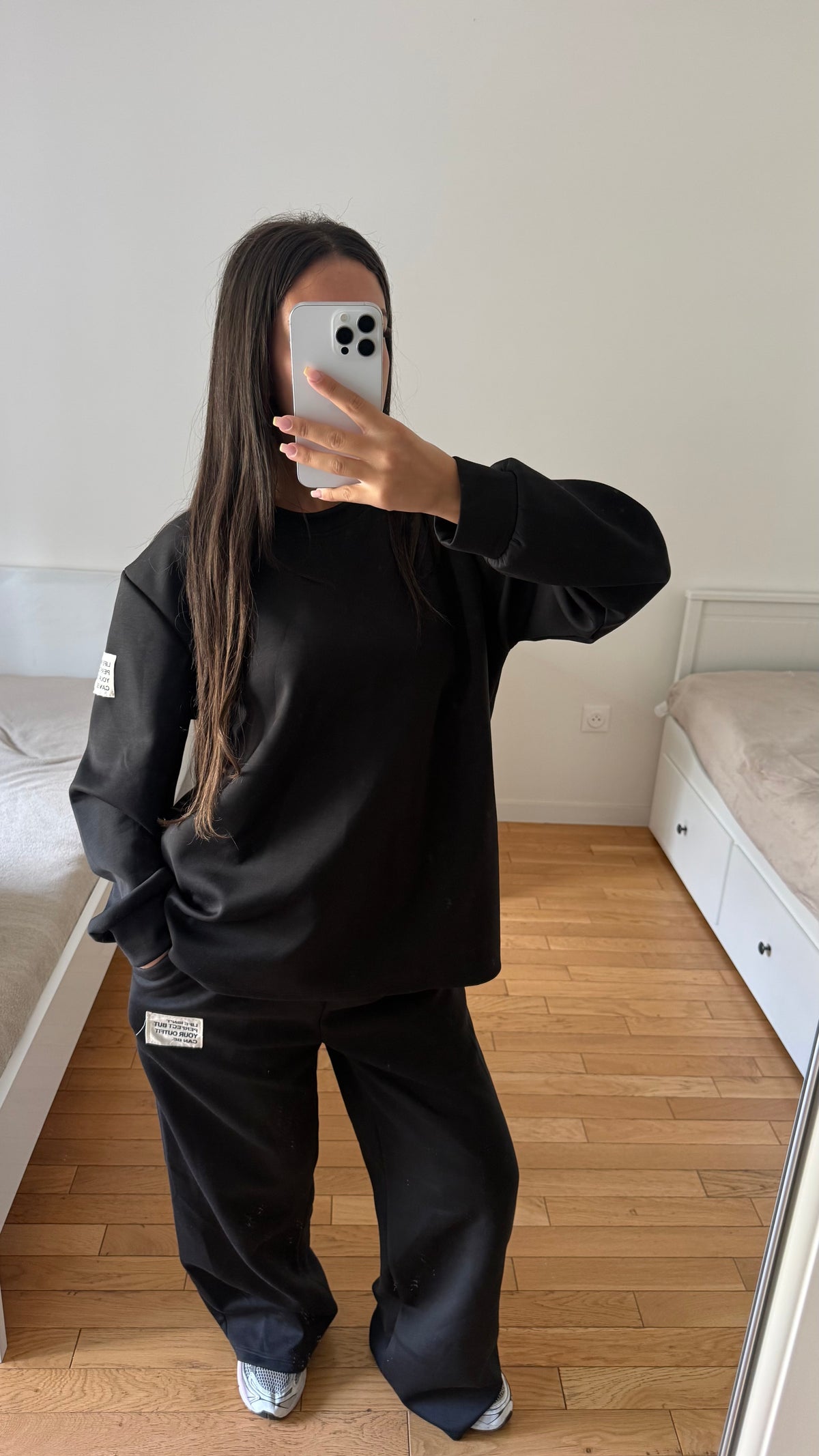 Ensemble noir Yara