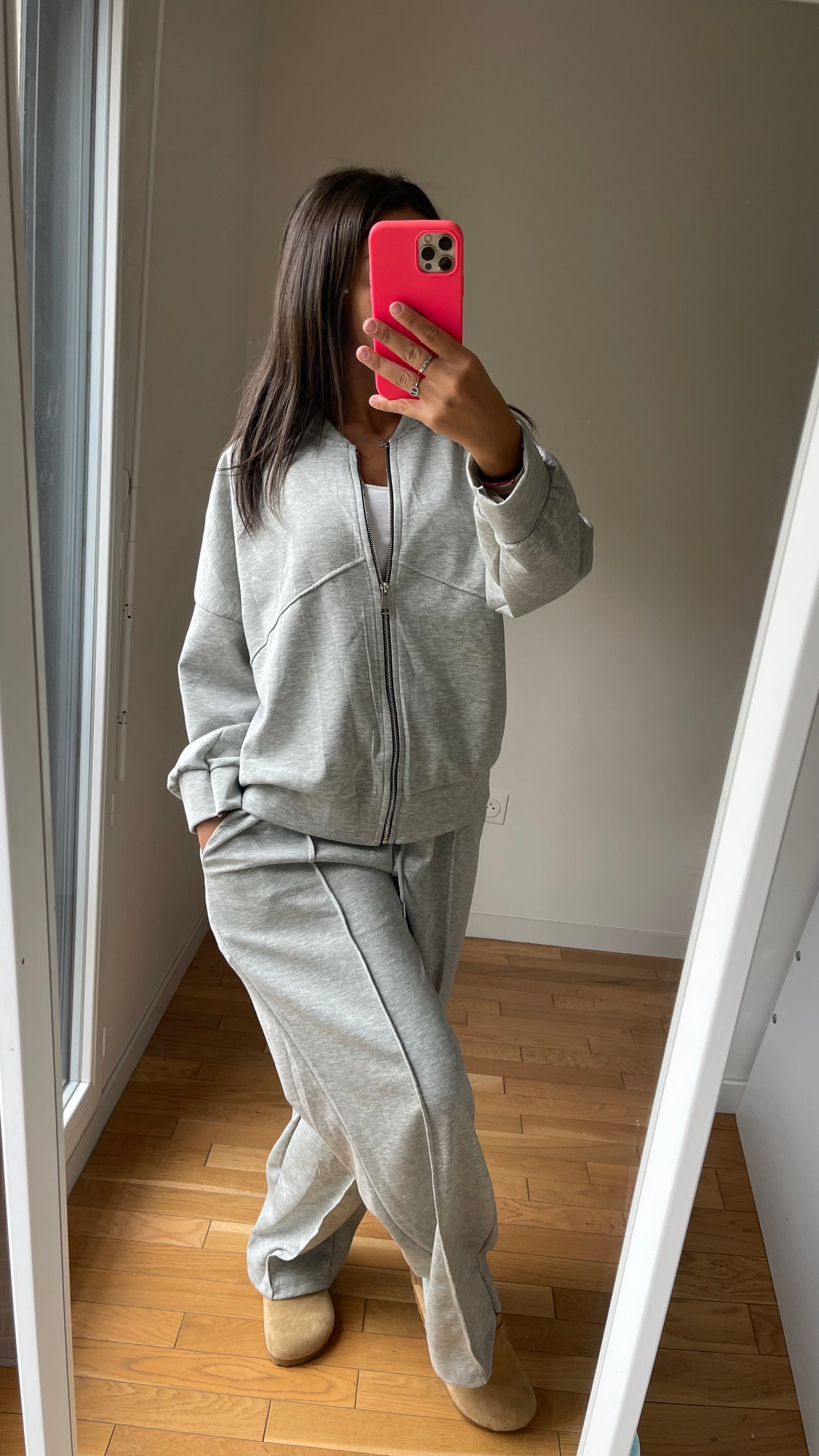 Ensemble liara gris