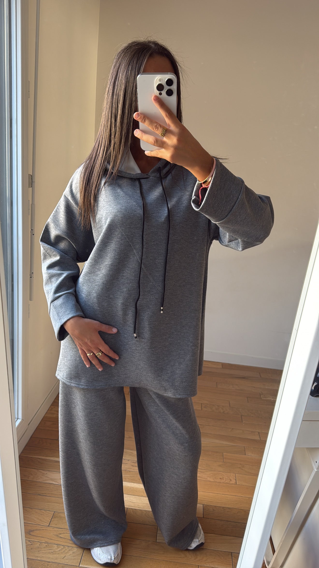 Ensemble Iliana gris