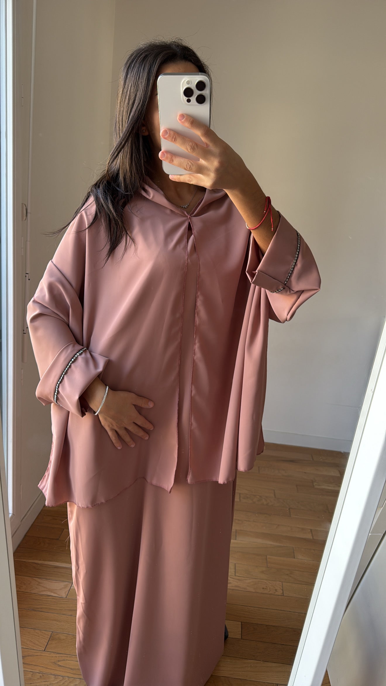 Abaya rose voile intégré