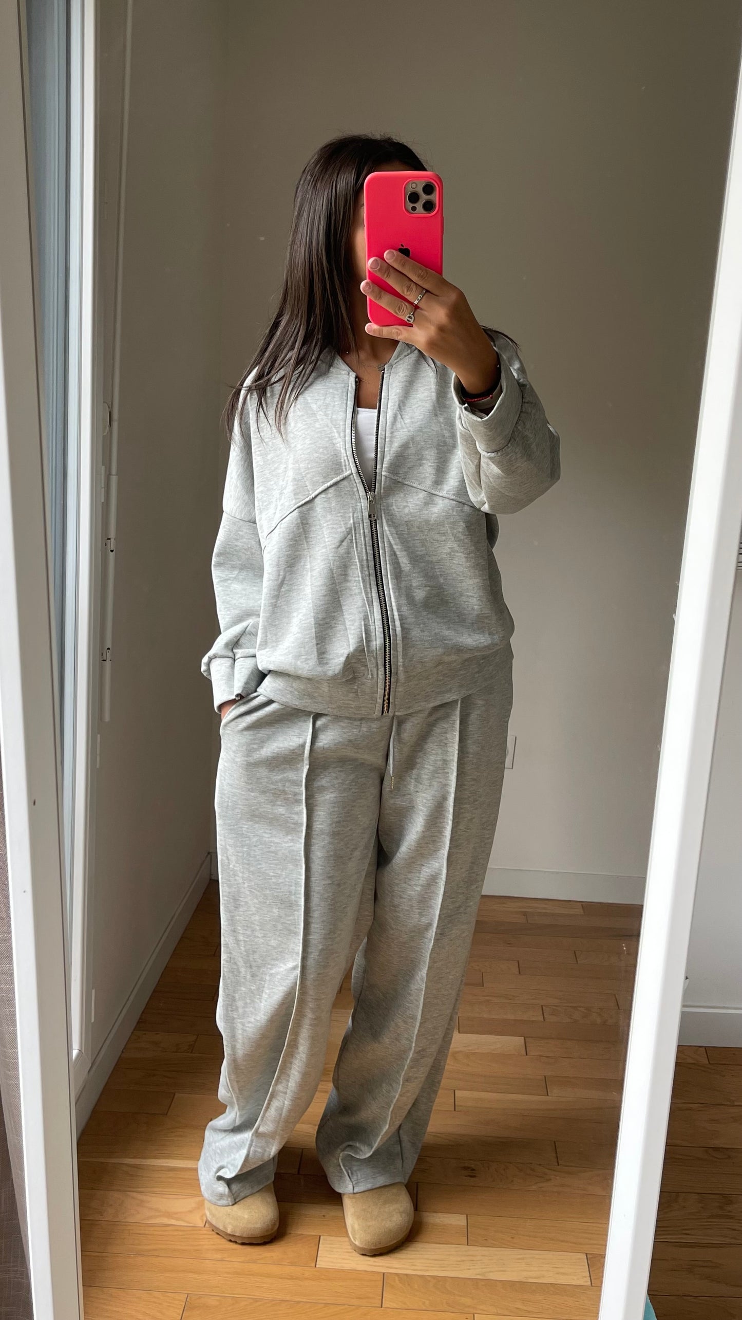 Ensemble liara gris