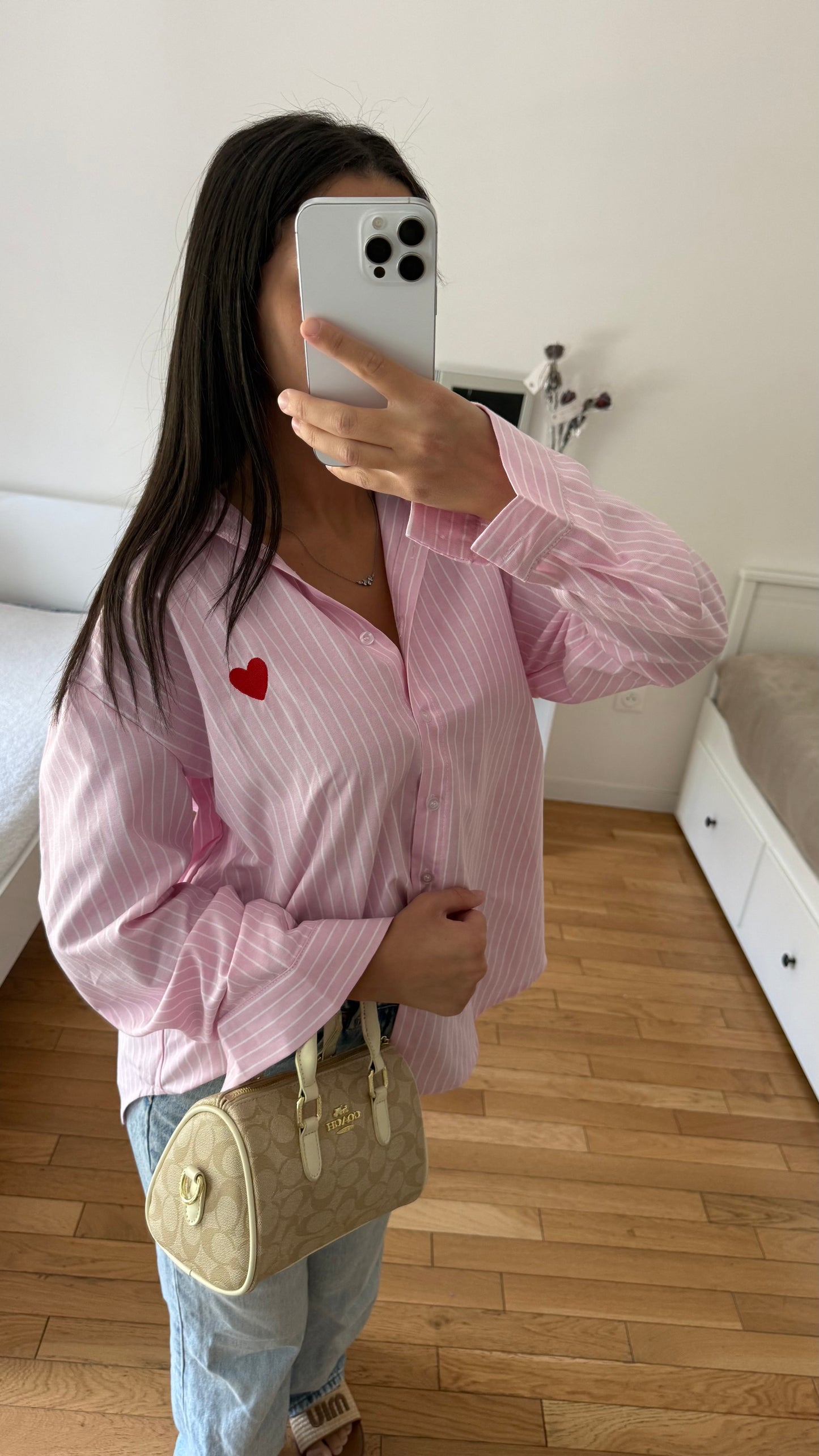 Chemise rose cœur