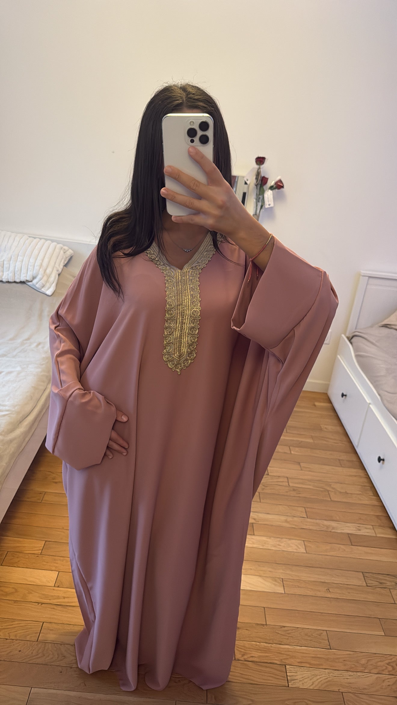 Abaya rose