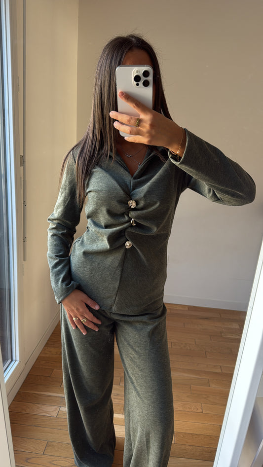 Ensemble Eva kaki