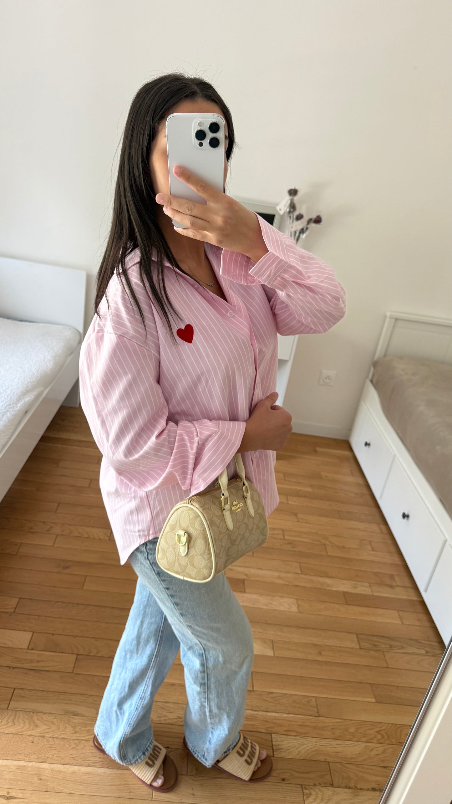 Chemise rose cœur