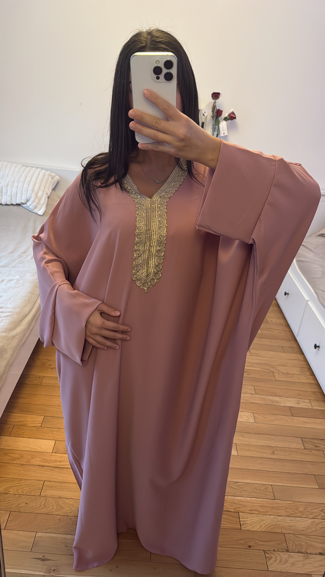 Abaya rose