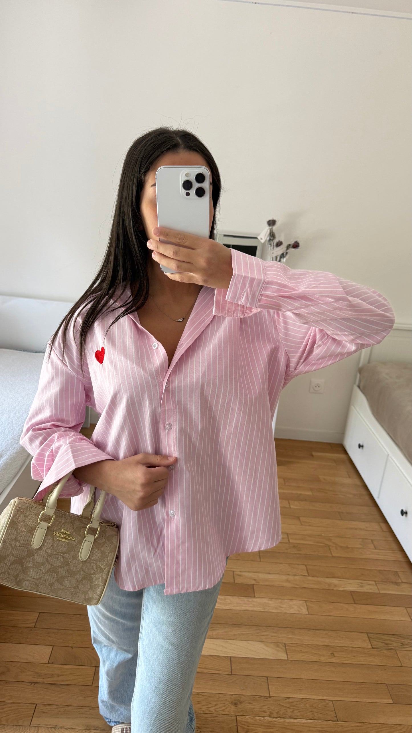 Chemise rose cœur
