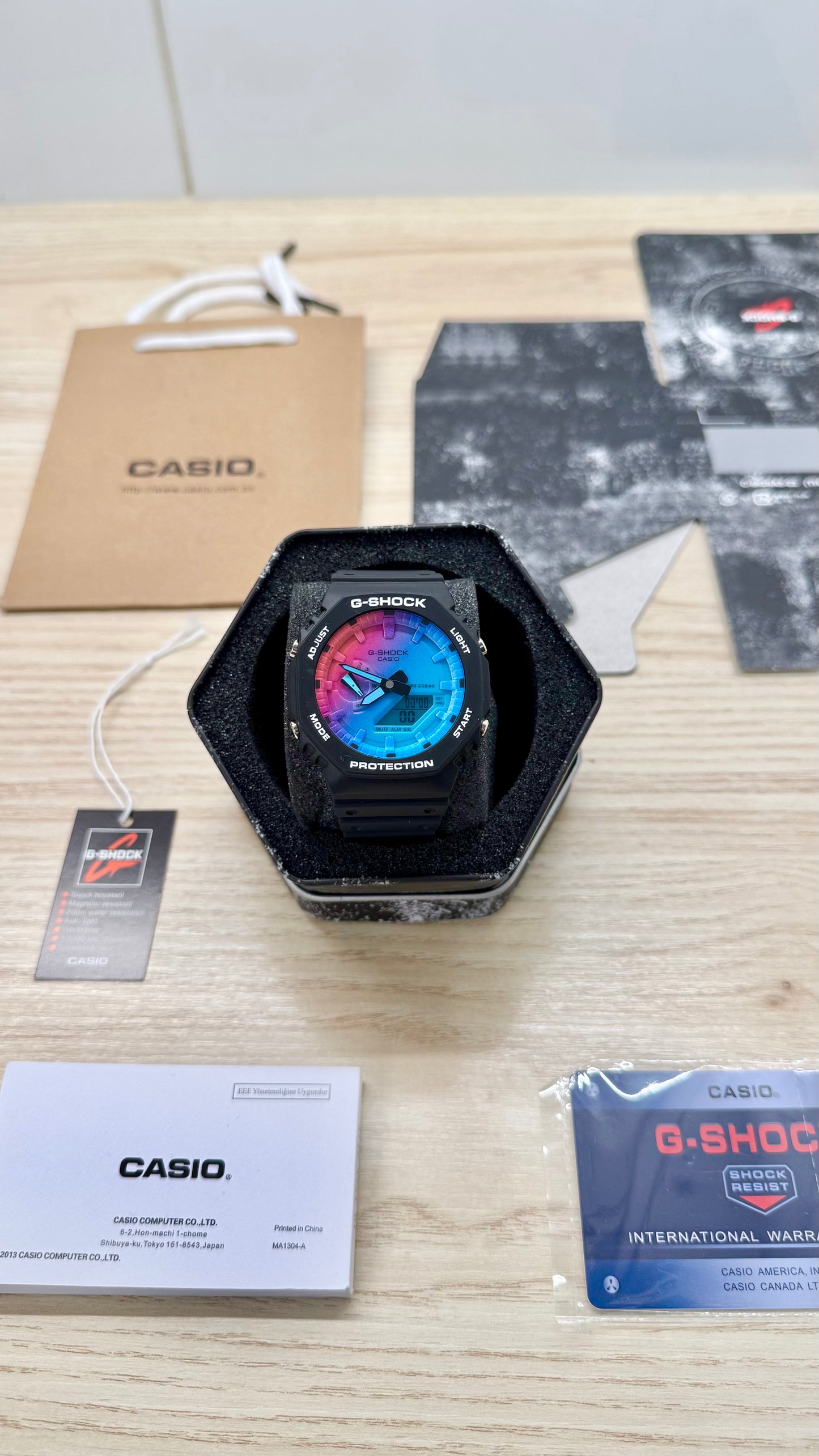 G shock noire multicolore
