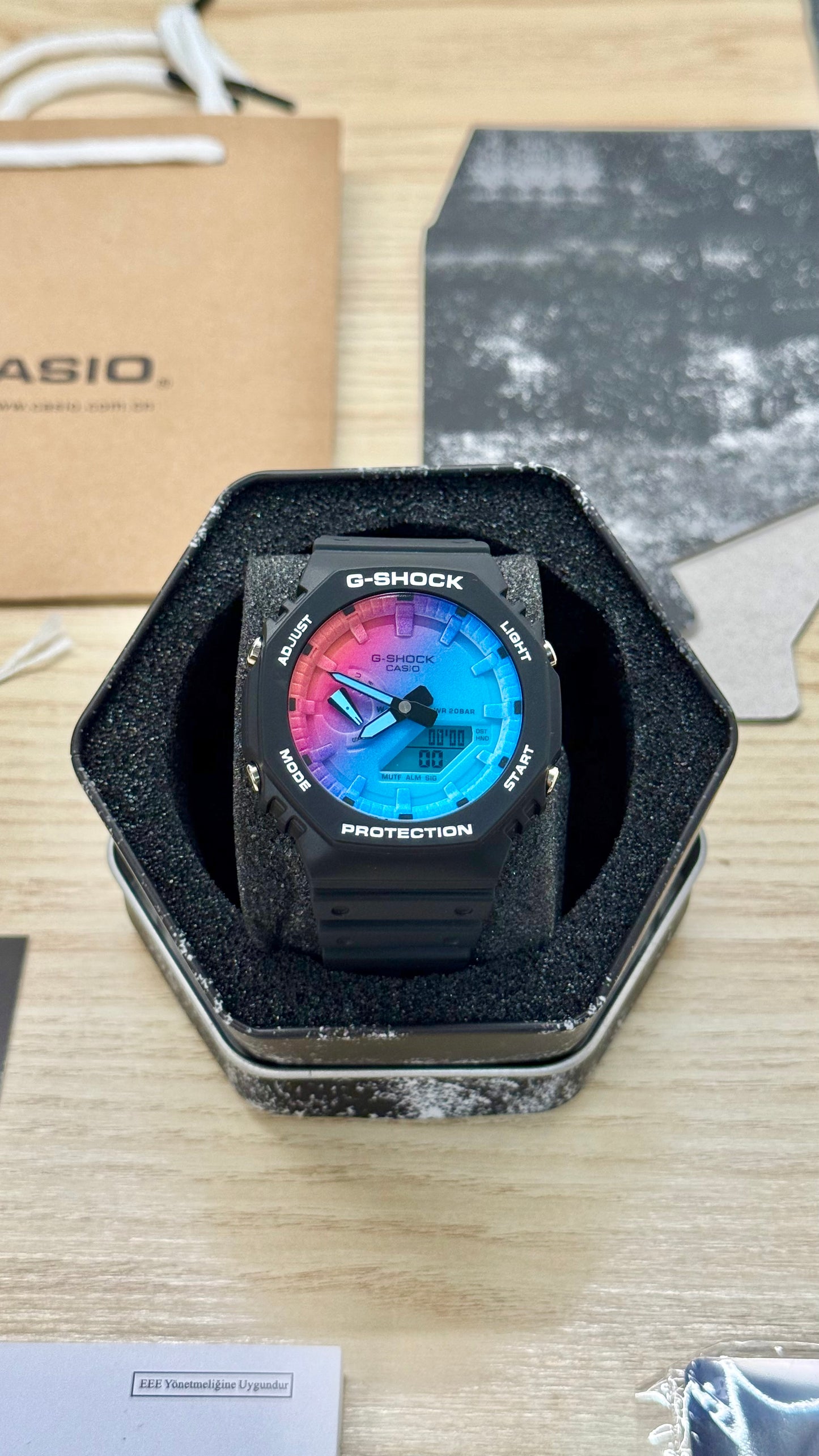 G shock noire multicolore