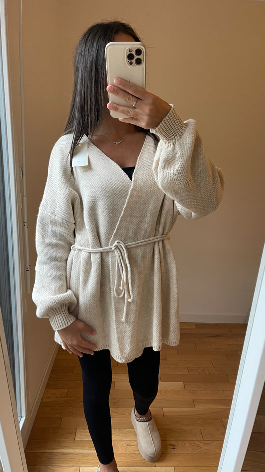 Pull cache coeur beige