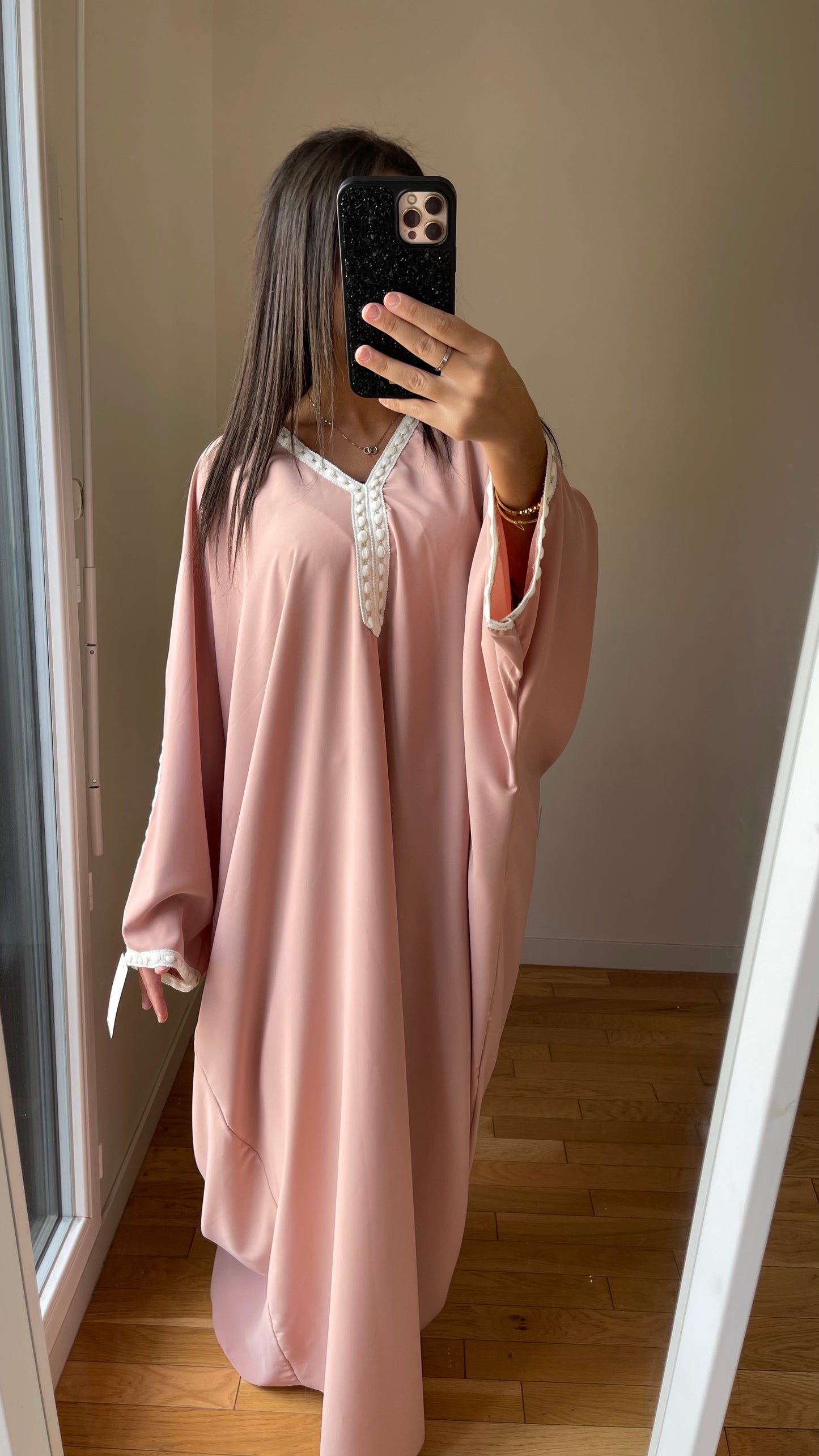 Abaya rose